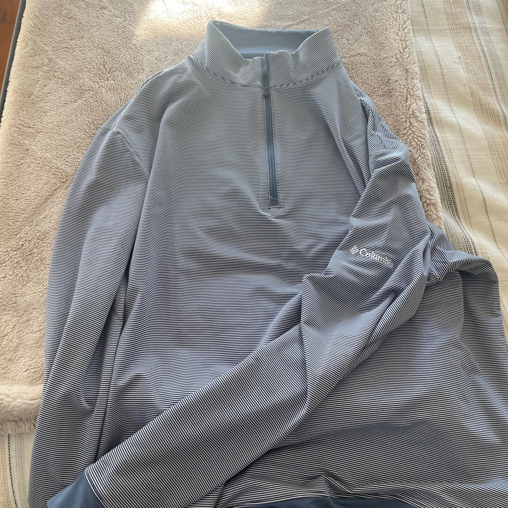 Columbia Q-zip. Large. Great condition.